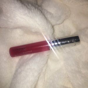 brand new never been used clinique gloss